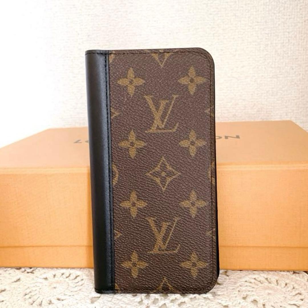 未使用級　LOUIS VUITTON iPhone 11 フォリオマカサー手帳型