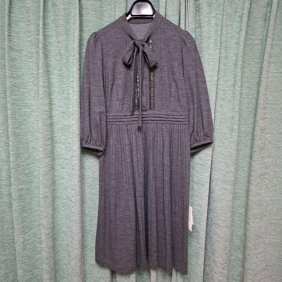 Harrods　ウール混リボン付きワンピース