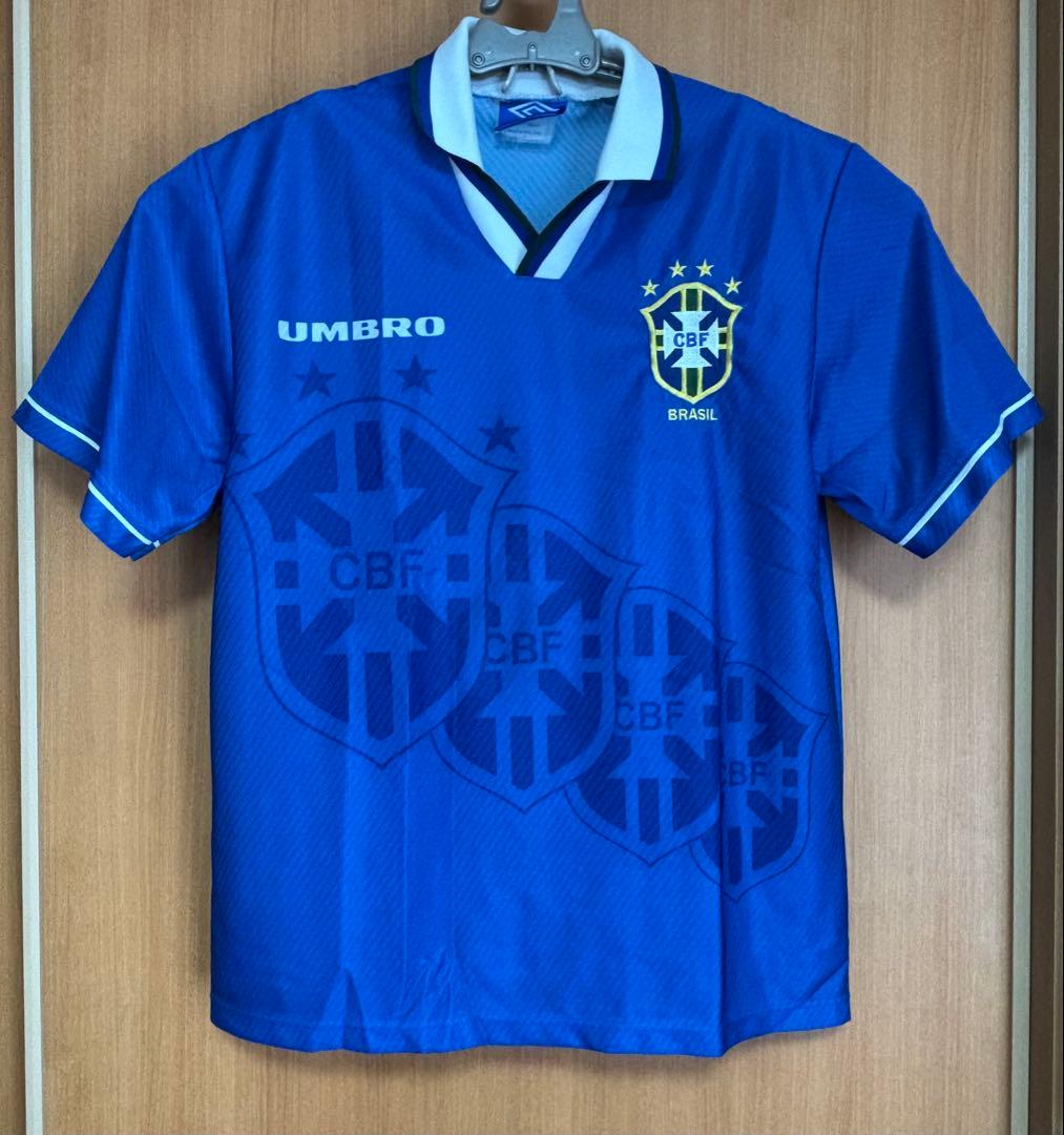 UMBRO ブラジル代表 サッカーシャツ 青 ユニフォーム　アウェイ