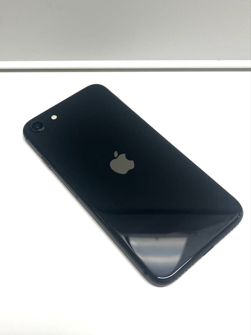 美品　iPhone SE3 256GB SIMフリー　バッテリー交換済