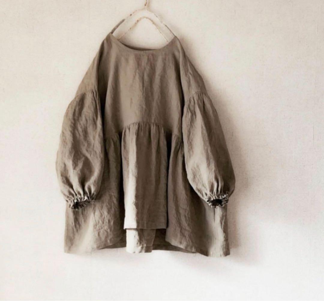 ハンドメイド作家キマグレナジョージ ギャザー切替パフ袖チュニック　ベージュ