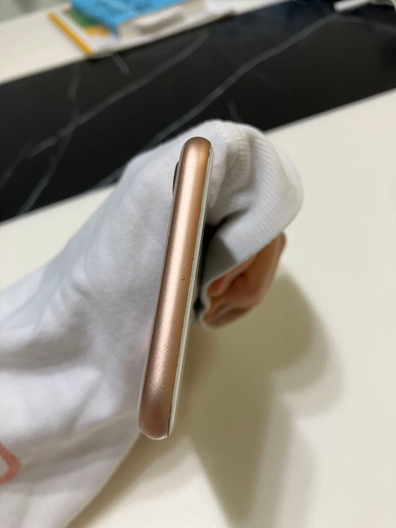 iPhone8 256GB SIMフリー バッテリ84% ロック解除済み