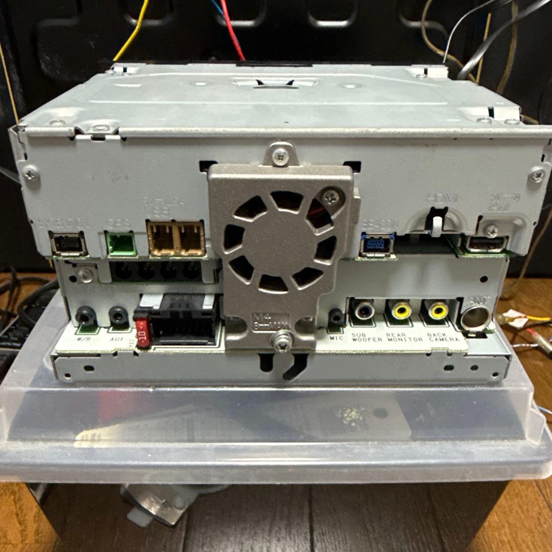地図2024年 カロッツェリア 楽ナビ avic-rl09 8インチナビ