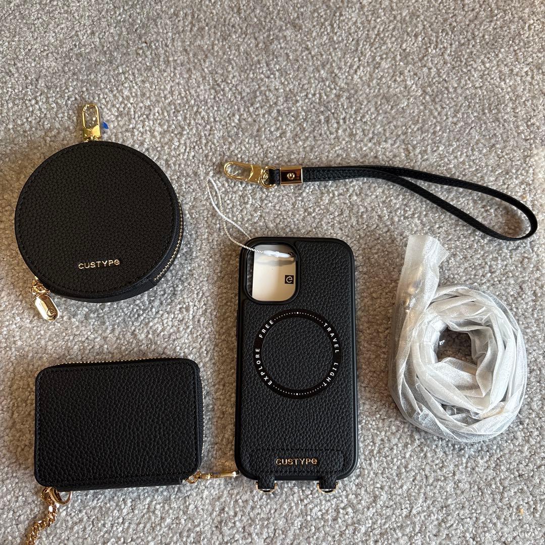 【新品未使用】CUSTYPE iPhone16 財布ポーチセット