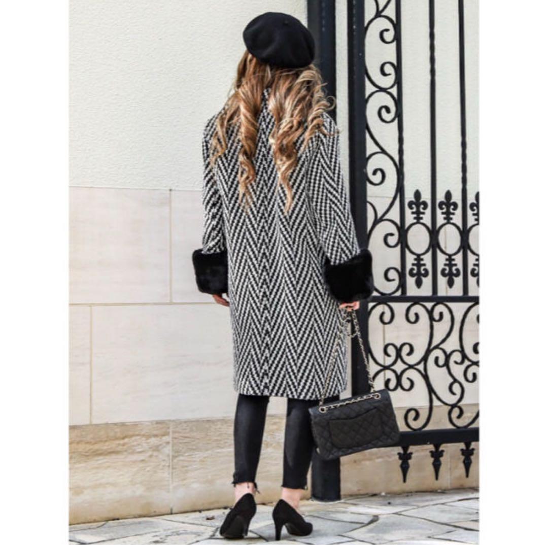 Glam Lips ファーロングコート