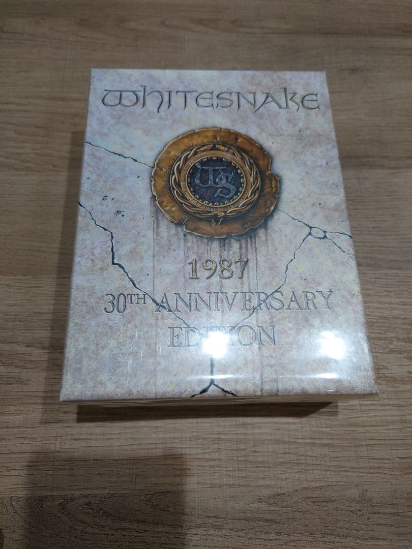 海外版ホワイトスネイク白蛇の紋章サーペンスアルバス30周年記念スーパーデラックス