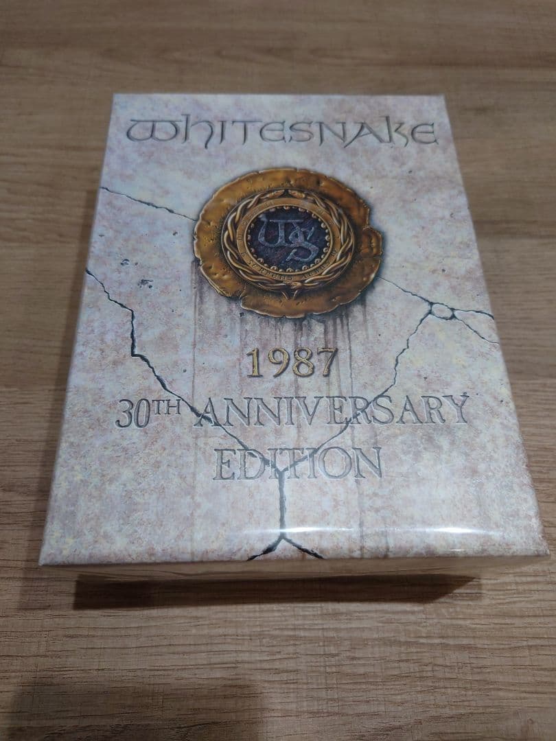 海外版ホワイトスネイク白蛇の紋章サーペンスアルバス30周年記念スーパーデラックス