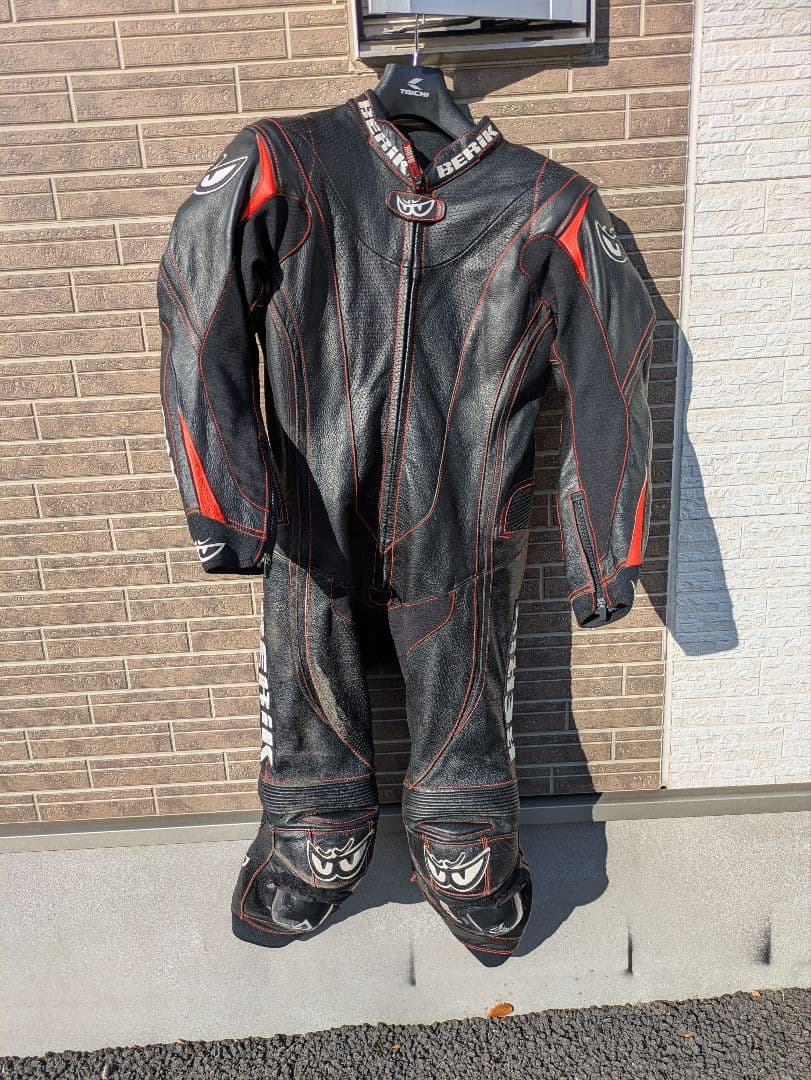 ベリック Berik レーシングスーツ Mサイズ ツナギ MFJ　黒/オレンジ