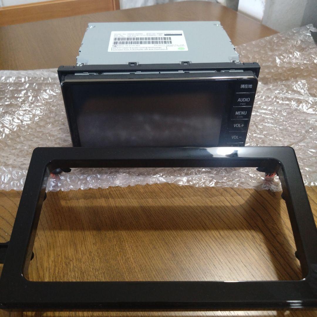 Panasonic 　トヨタNSCN-W68カーナビ