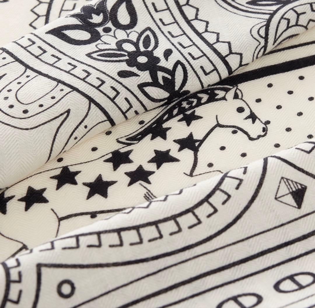 新品・2025AW　エルメス　カシシル140　シュヴァルドゥクールバンダナ　白黒