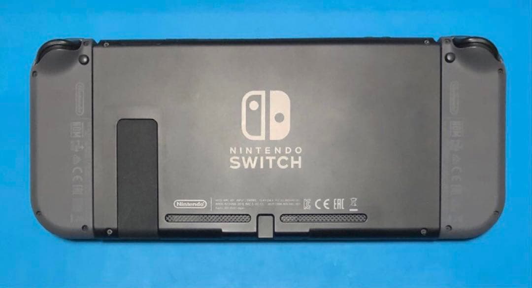 中古美品　ニンテンドースイッチ本体　スマブラセット　ソフトなし