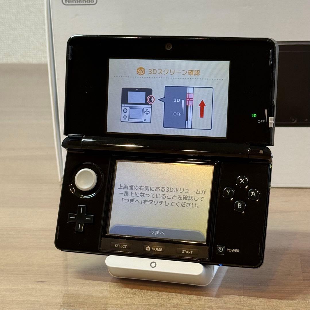 5-171【ほぼ未使用】ニンテンドー3DS クリアブラック 箱付き