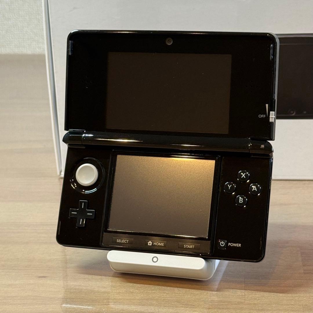 5-171【ほぼ未使用】ニンテンドー3DS クリアブラック 箱付き
