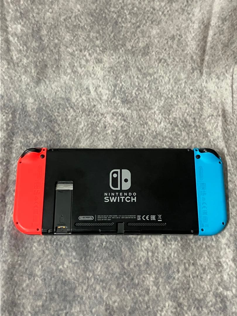 Nintendo Switch 本体 赤/青　HAC-001