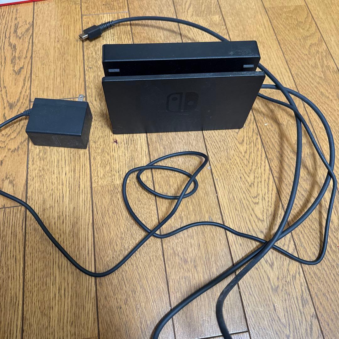 Nintendo Switch 本体 Joy-Conあり ケース付き