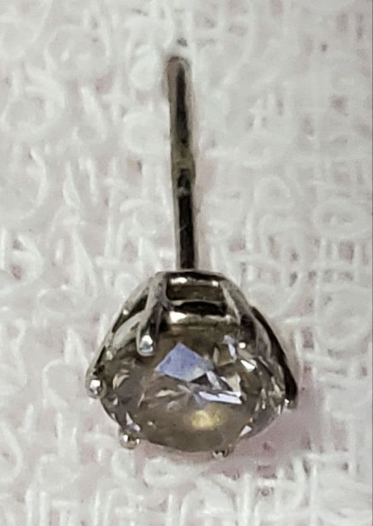 【れん様取り置き】天然ダイヤPtピアス　片耳　0.5カラットブラウンダイヤ