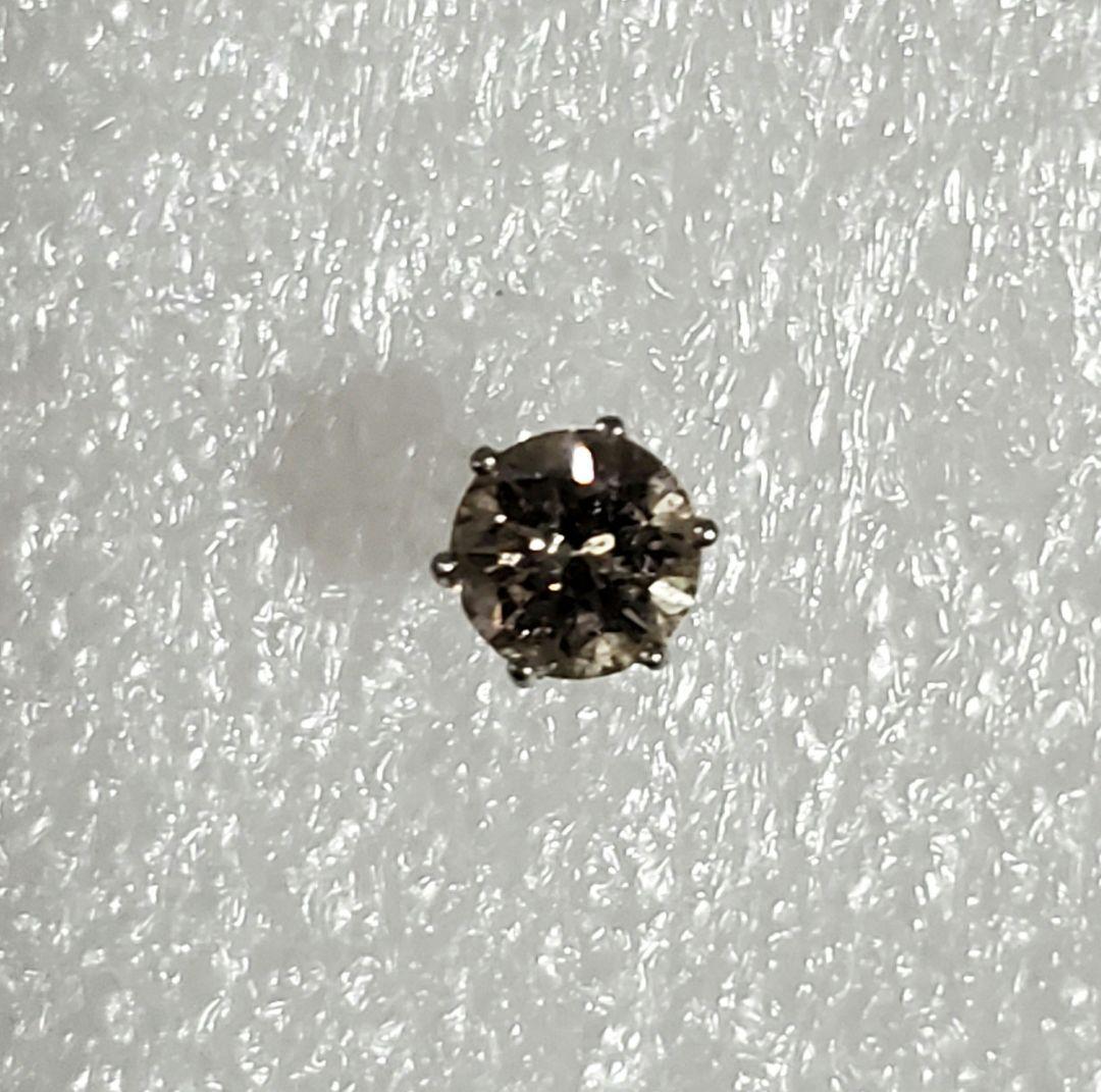 【れん様取り置き】天然ダイヤPtピアス　片耳　0.5カラットブラウンダイヤ