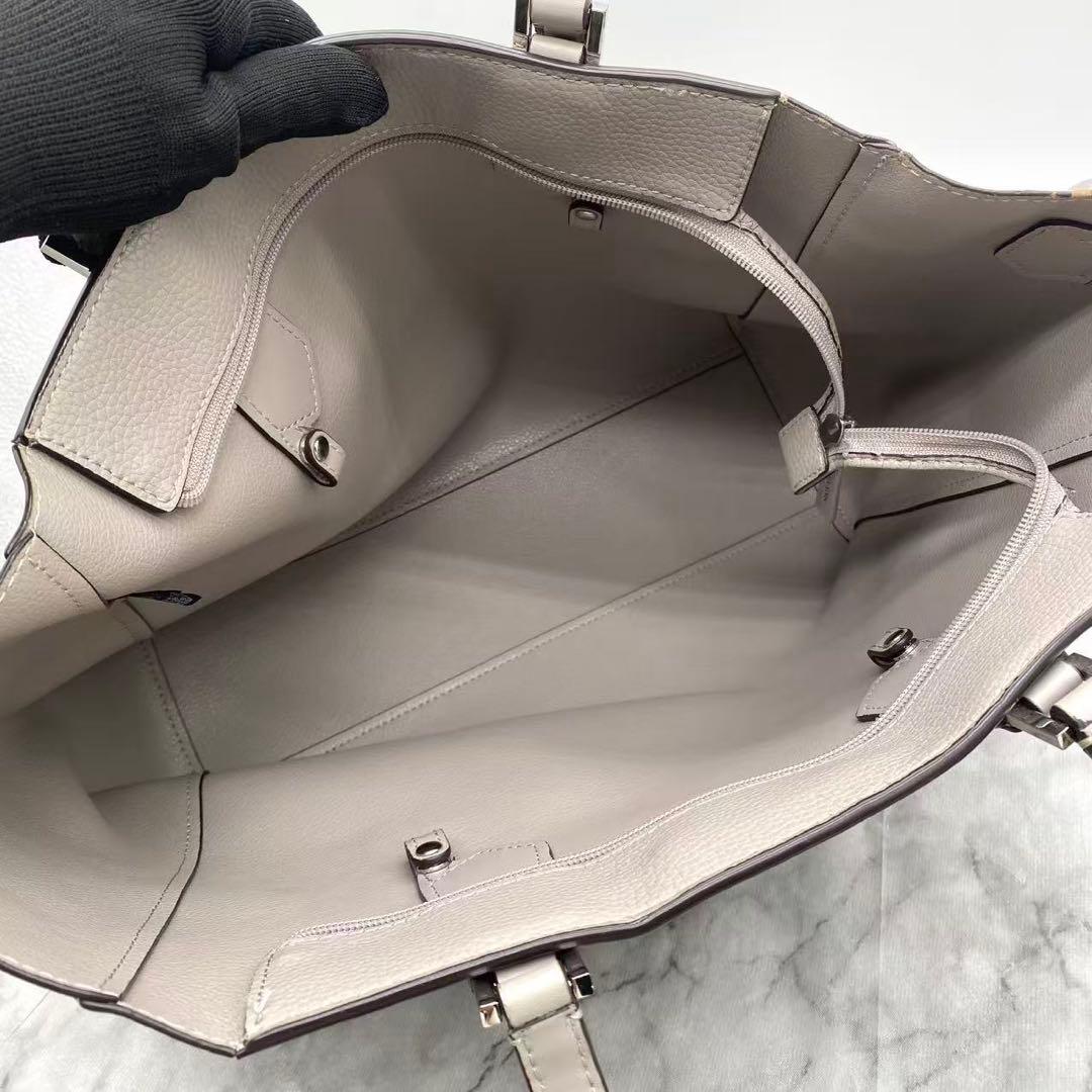 未使用級　マイケルコース　トートバッグ　レザー　グレー