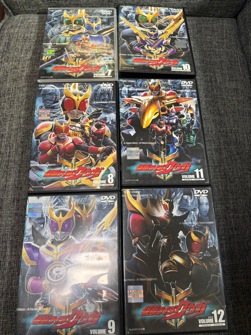 仮面ライダークウガ　レンタル落ちDVD 全12巻セット　おまけクリアポスター