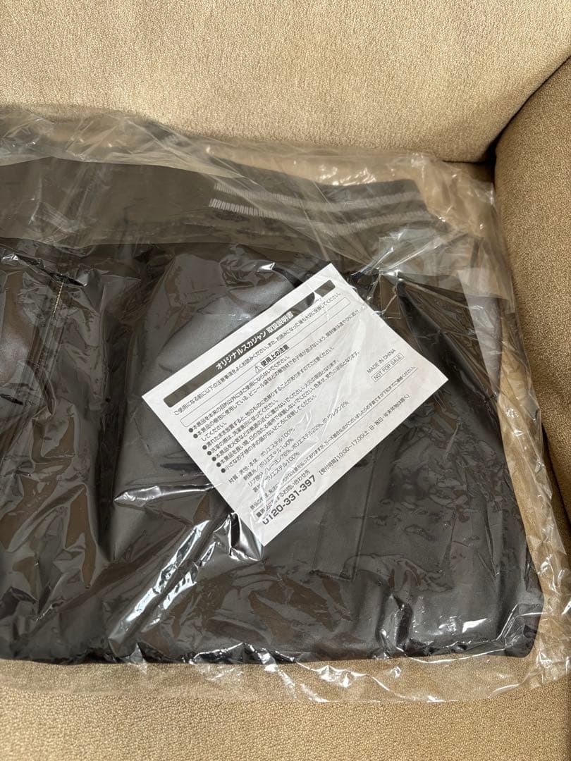 ローソン　劇場版　チェンソーマン　レゼ篇　オリジナルスカジャン