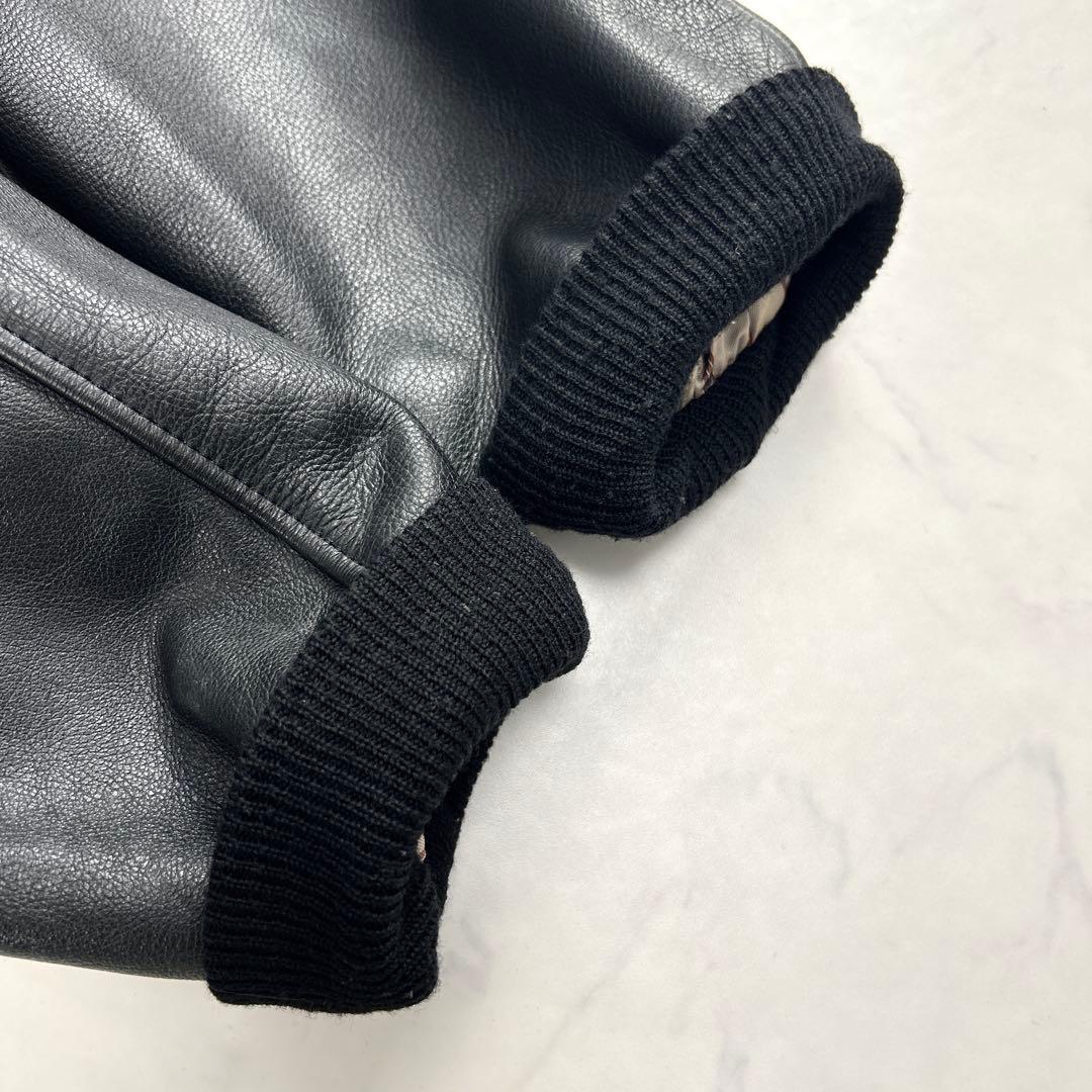 希少✨カールヘルム スタジャン 牛革 バッグロゴ 黒 M ピンクハウス