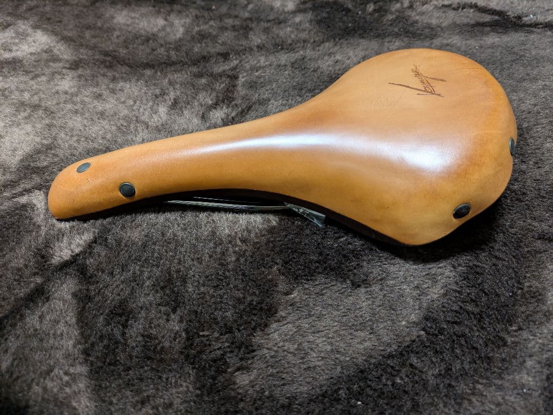 レッパー社（Lepper）ボイジャー（Voyager） 革サドル 希少品