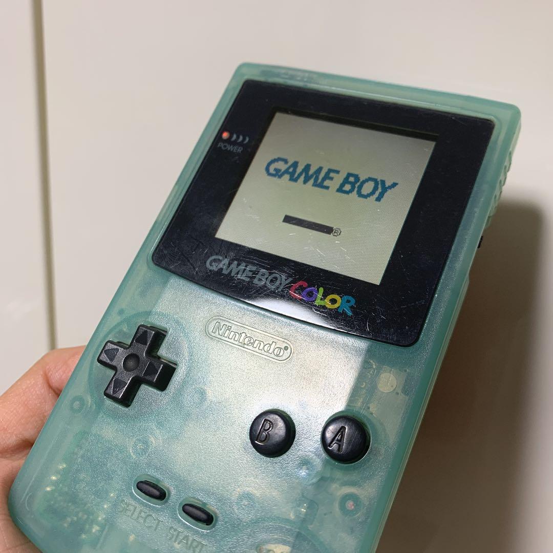 ゲームボーイカラー·ケース·ソフト６枚·ケーブル