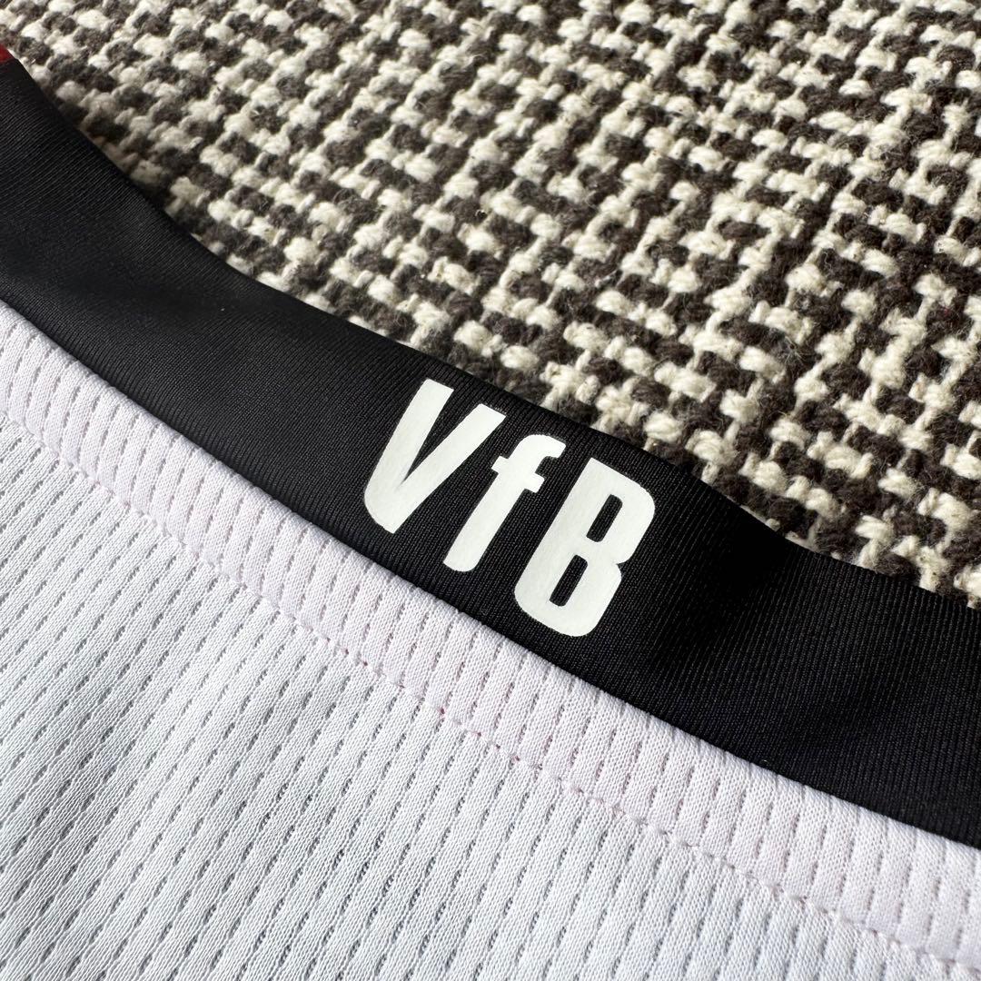 【加入ファーストモデル】伊藤洋輝 ＃３７ シュトゥットガルト ２１／２２（H）