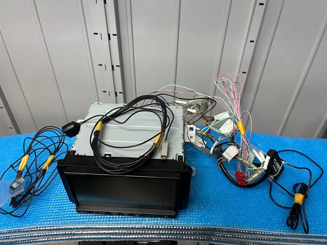 Panasonic CN-E320D カーナビ 7インチ