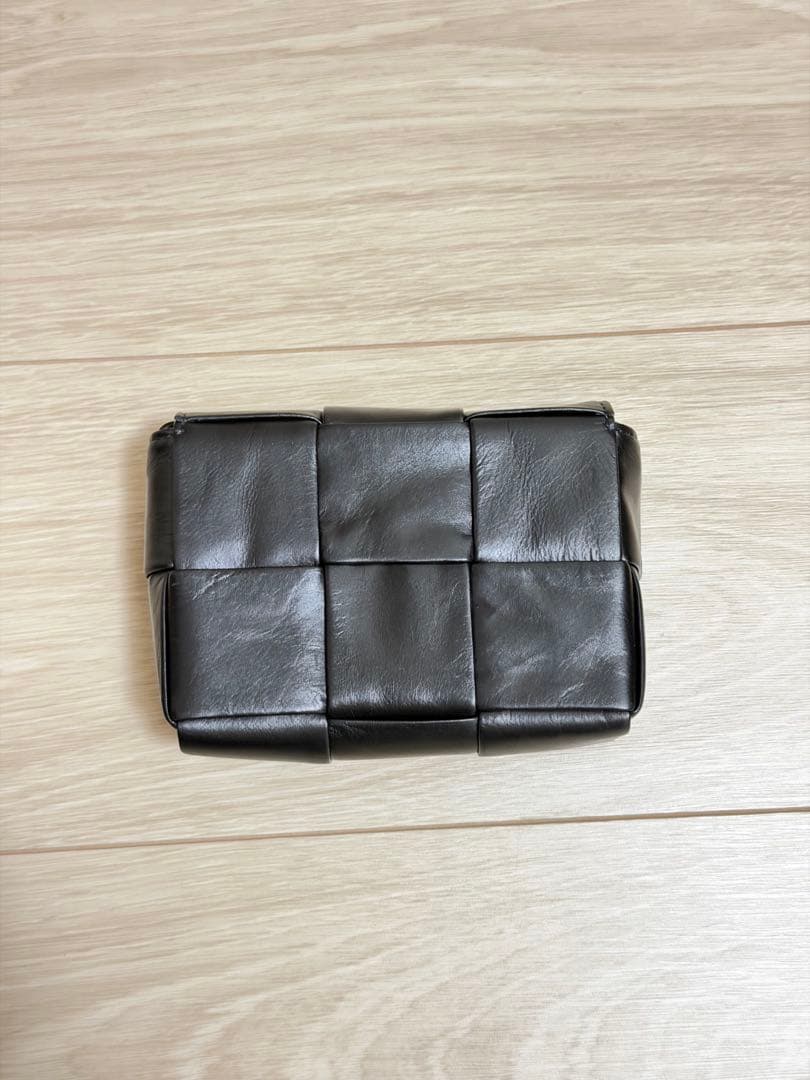 Bottega Veneta ブラック ショルダーバッグ　カセット　キャンディ
