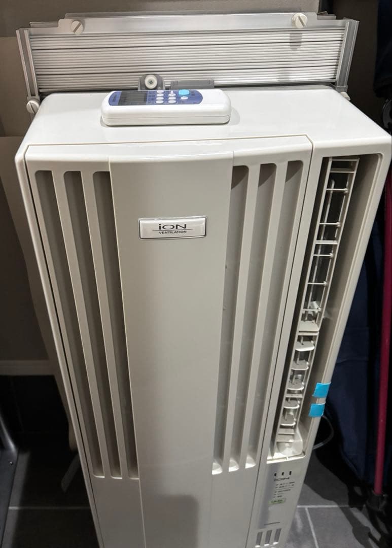 【動作確認済】21年製　コロナ窓用エアコンReLaLa　CW-FA1821