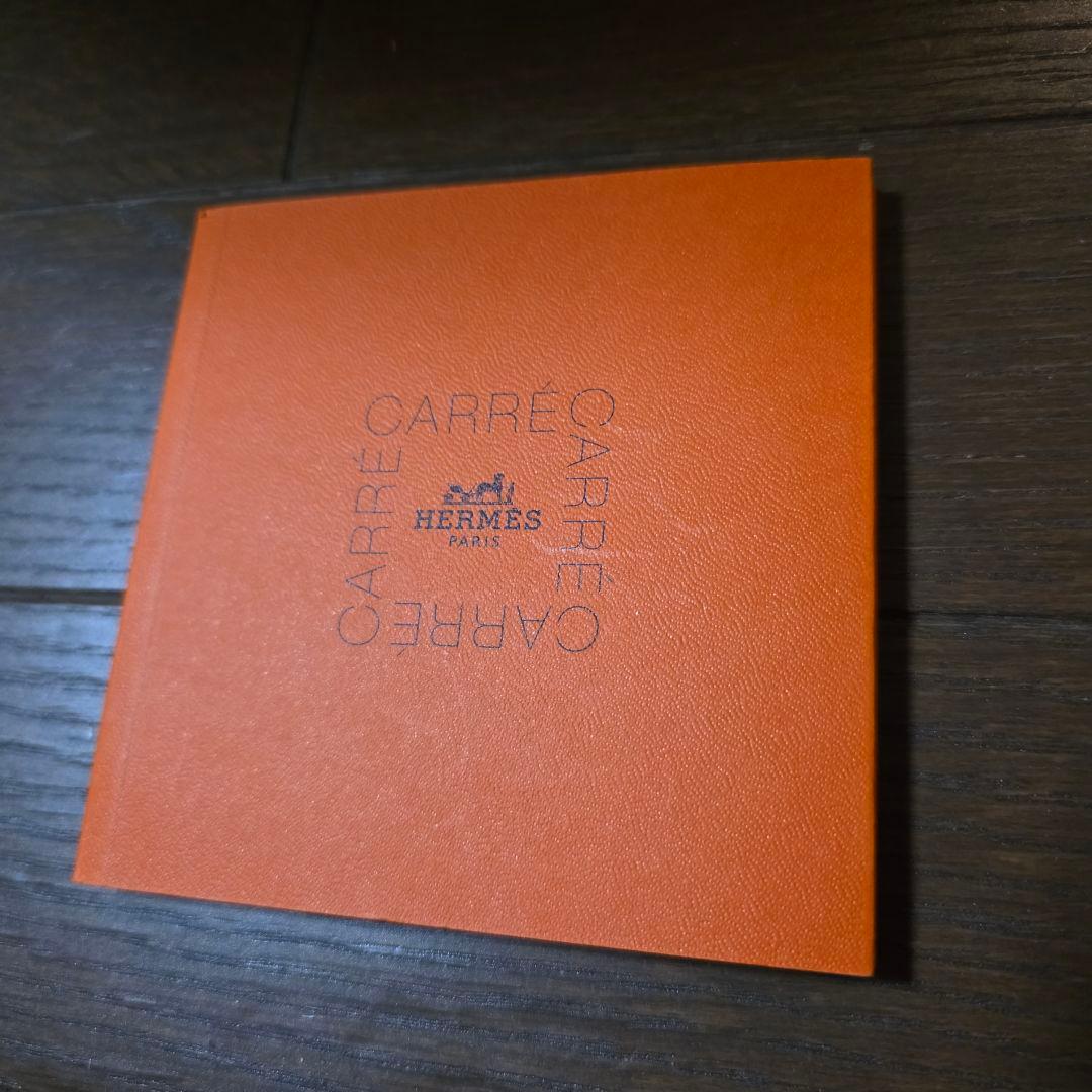 LE CARRE HERMES ブック 本 スカーフ 結び方 エルメス カレ90