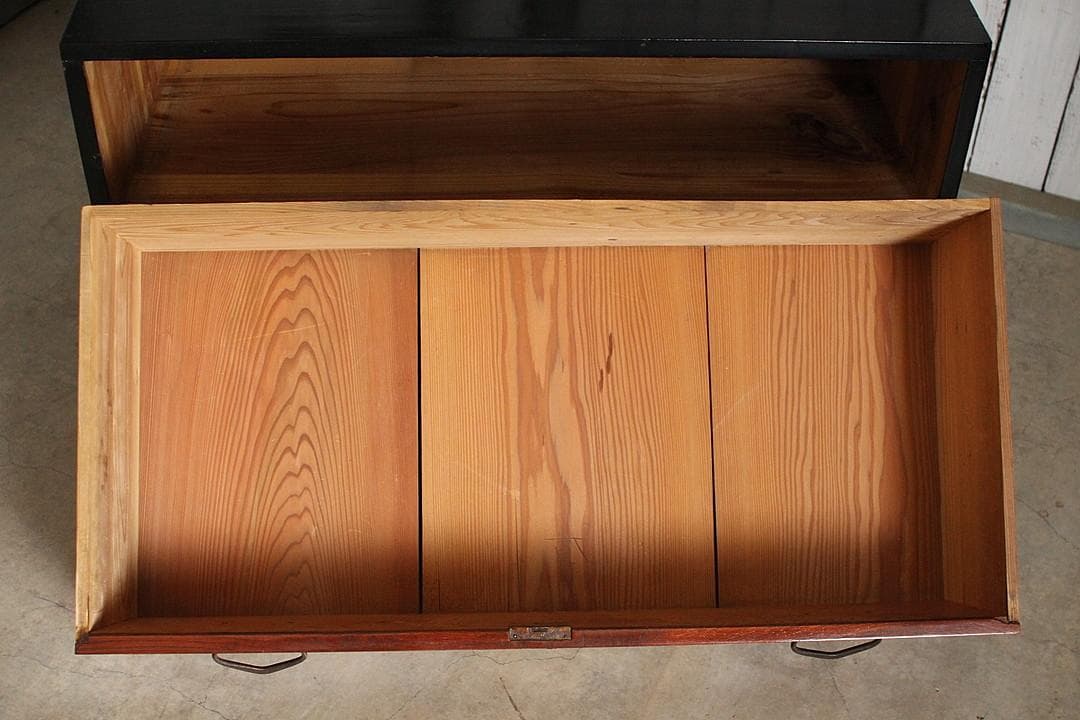 前欅の箪笥　2段　引き出し　タンス　収納　古家具　古民家　時代家具