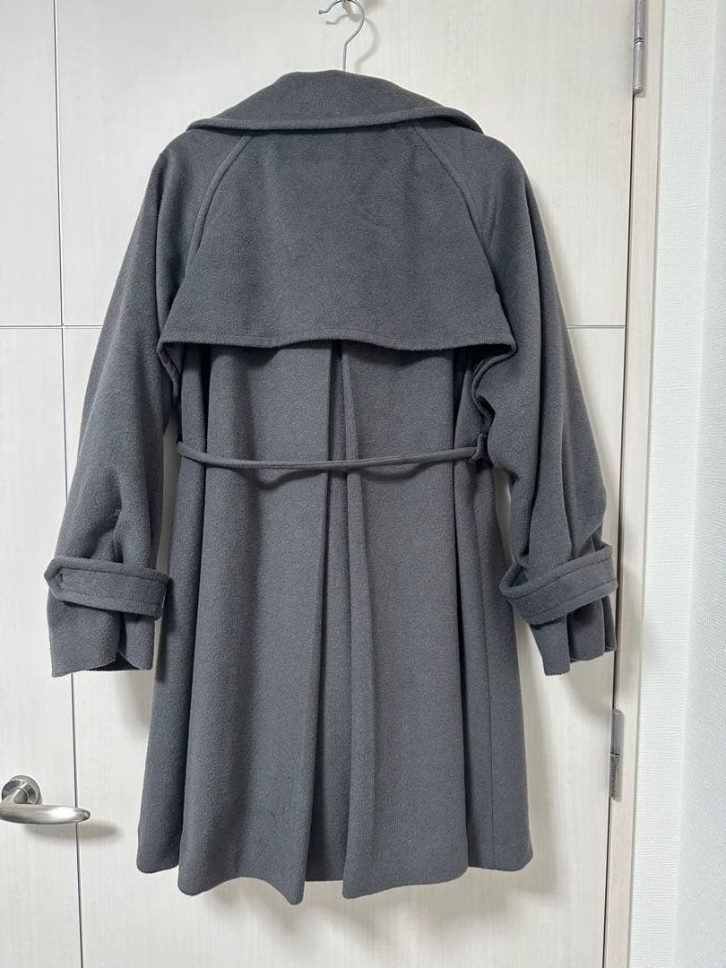 ミドル丈ウールトレンチコート