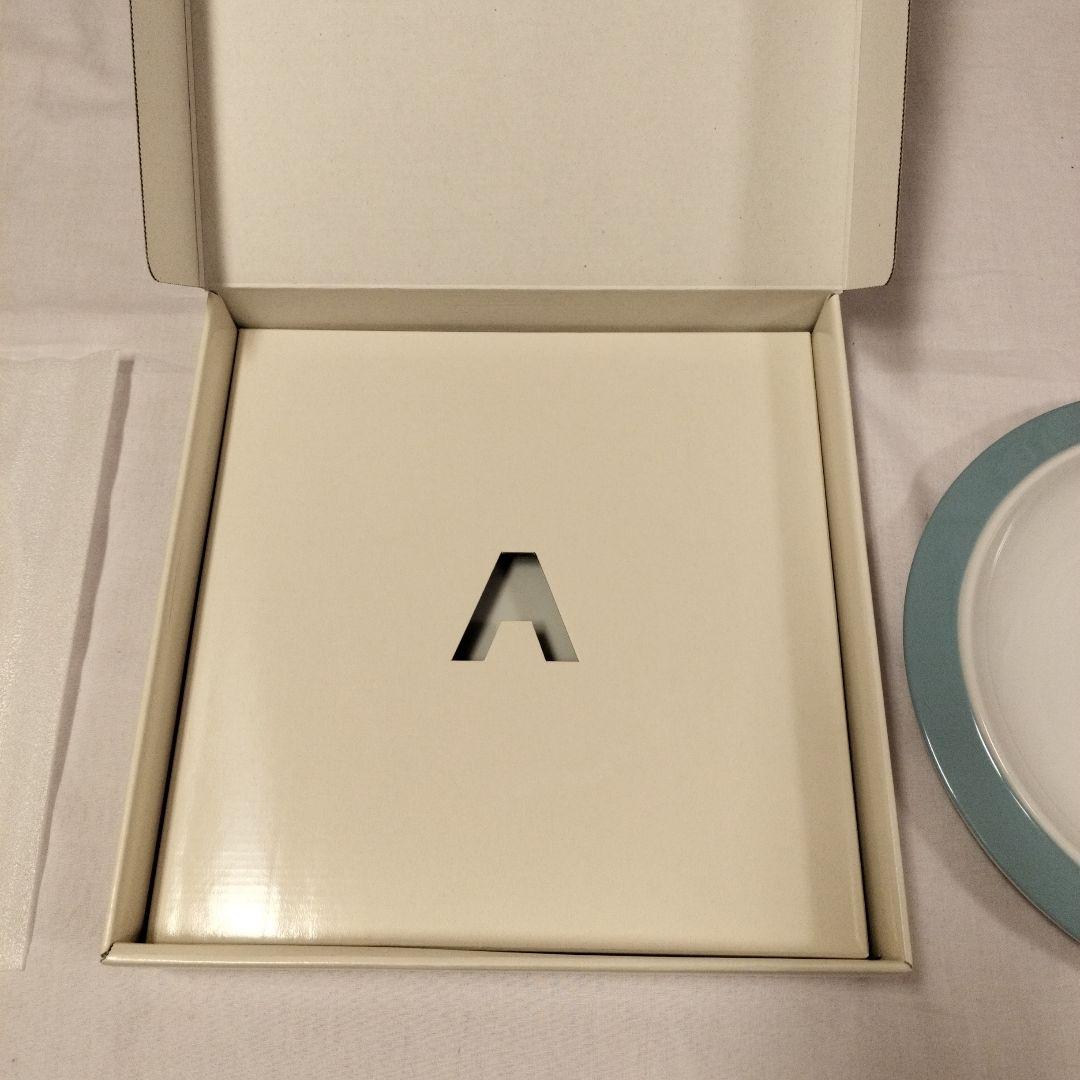 Alessi 円形皿 ホワイトとブルー