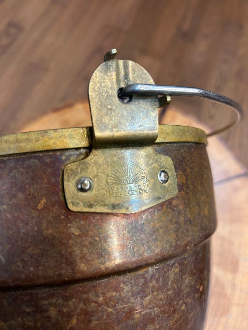 旧ロゴ　ファイヤーサイド　コッパーオークポット