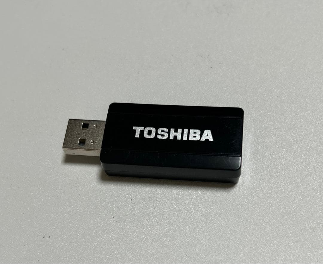 TOSHIBA LAN アダプター　D-WL1 中古