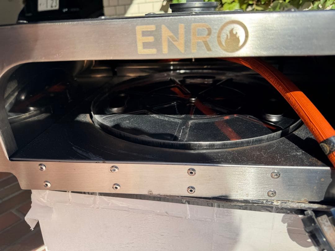 ENRO 釜焼名人 ガス式 ピザ窯 CB缶レギュレーター付 1回使用 箱難有