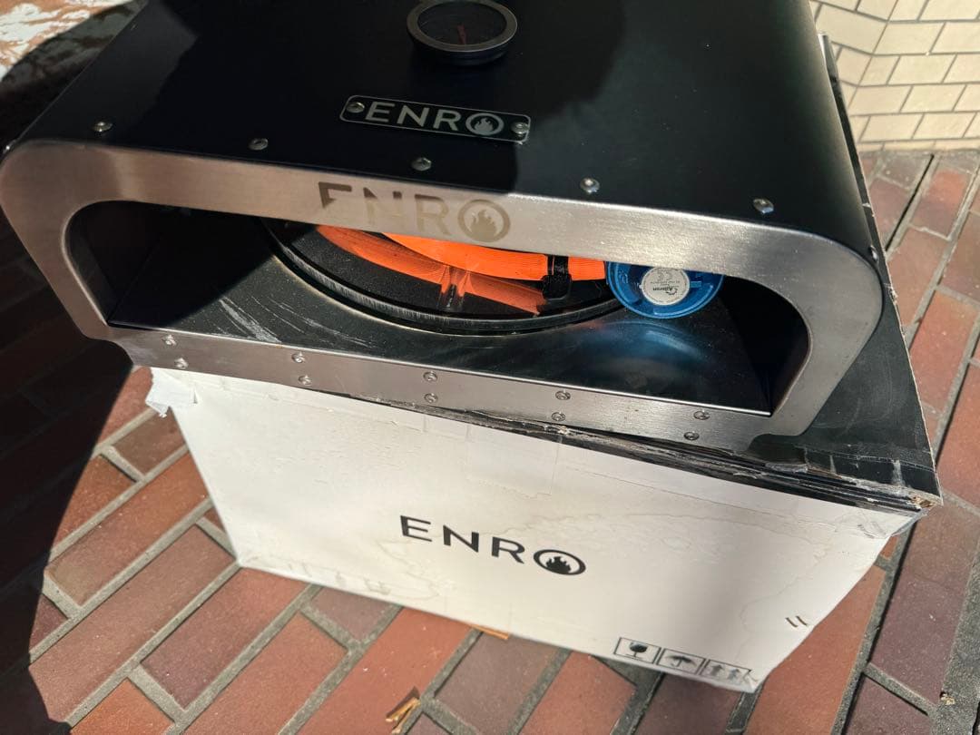 ENRO 釜焼名人 ガス式 ピザ窯 CB缶レギュレーター付 1回使用 箱難有