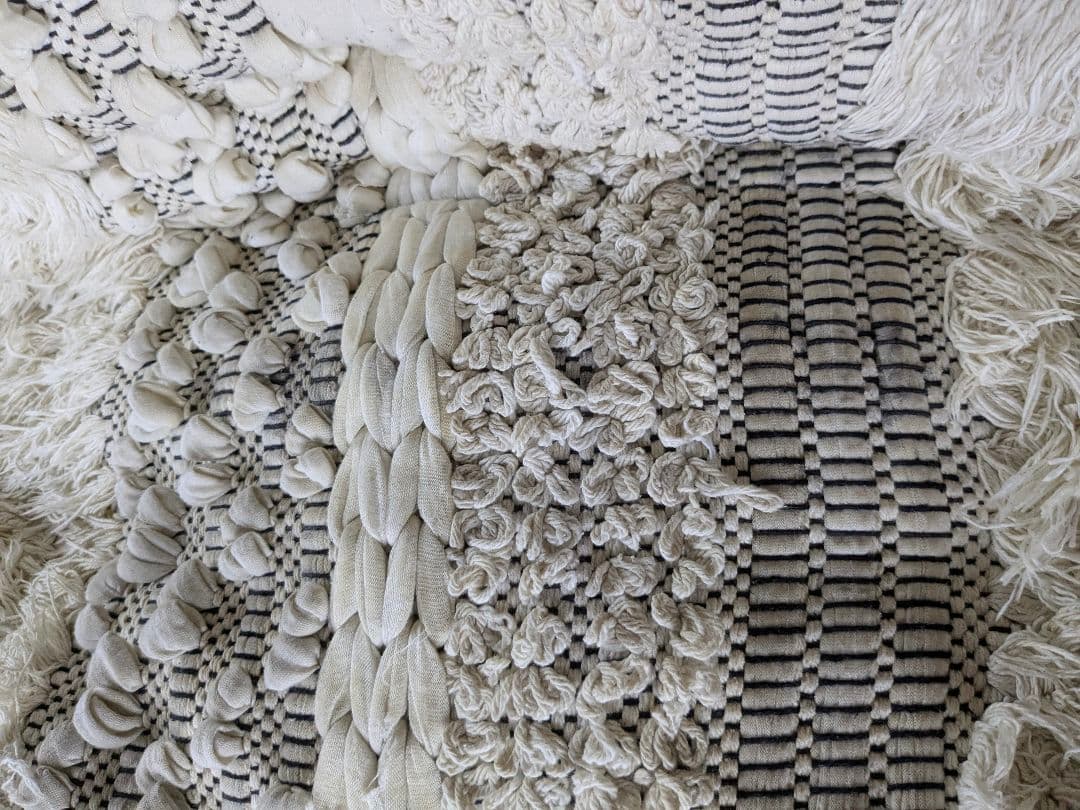 アデペシュ ブロックマルチソファ2つとウッドベース2つのセット(直接引取のみ)