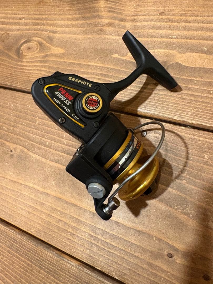 PENN 4300SS スピニングリール