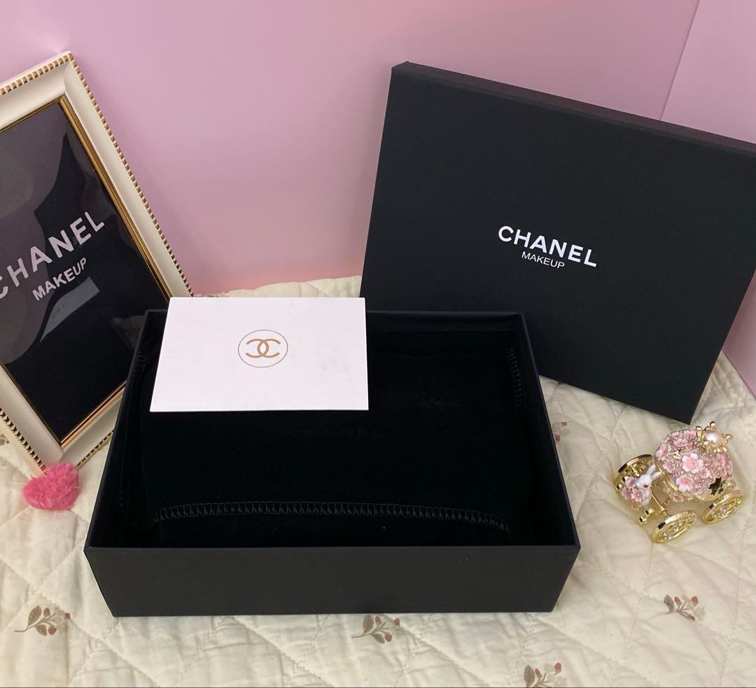 ま*ん様 CHANEL VIP会員ギフト スエード ショルダーバッグ
