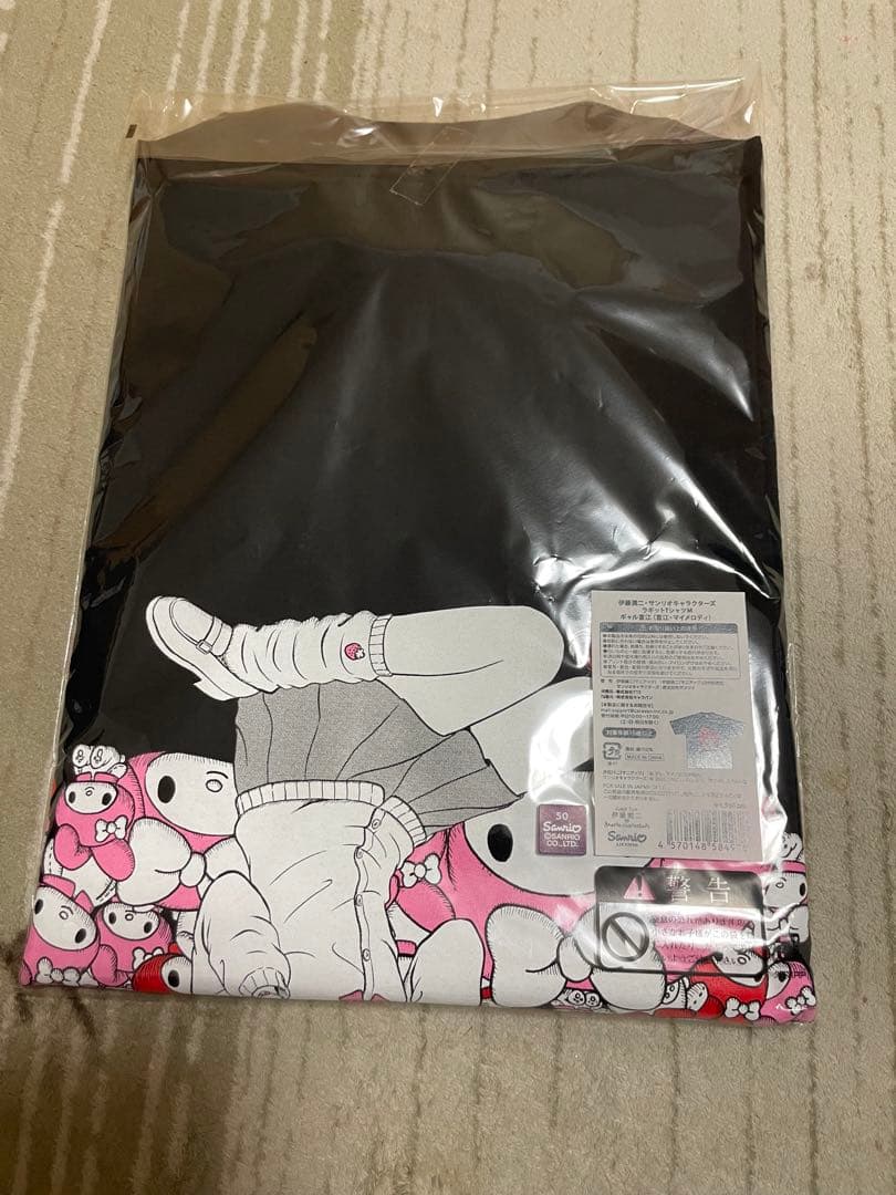 伊藤潤二　サンリオキャラクターズ　ラギットTシャツ ギャル富江 マイメロディ