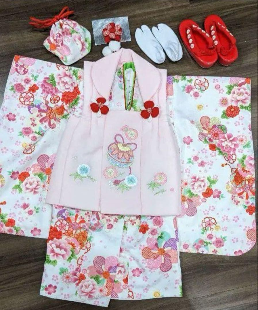 753 七五三衣装 ピンク 花柄 着物　3歳　女の子