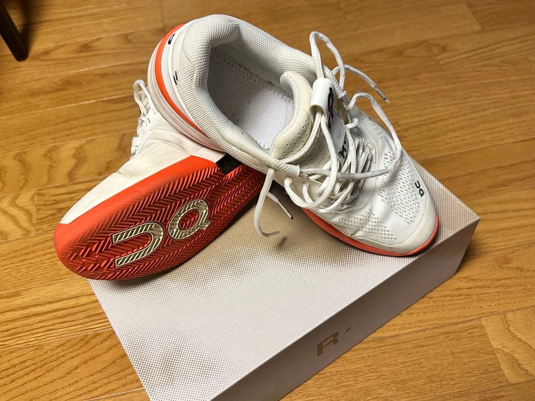 【美品】On THE Roger PRO 28センチ　フェデラー　テニスシューズ