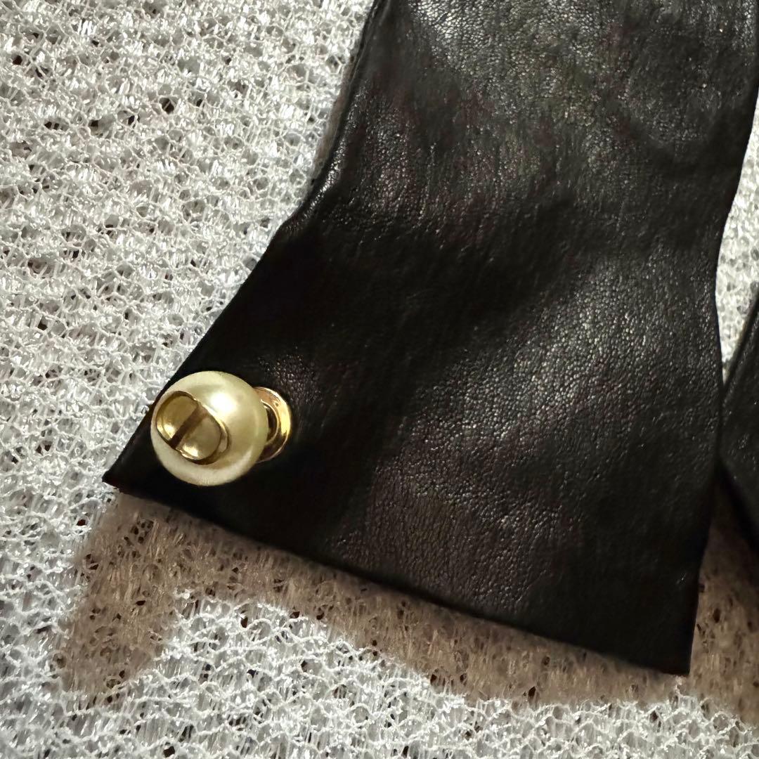 試着のみChristianDiorパールボタンつきレザーグローブ5