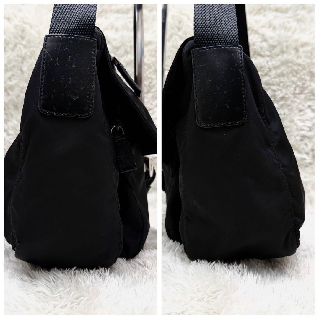 PRADAプラダ 三角ロゴ ショルダーバッグ ベルト 黒 テスート フラップ