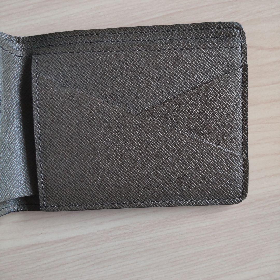 ルイ・ヴィトンタイが財布