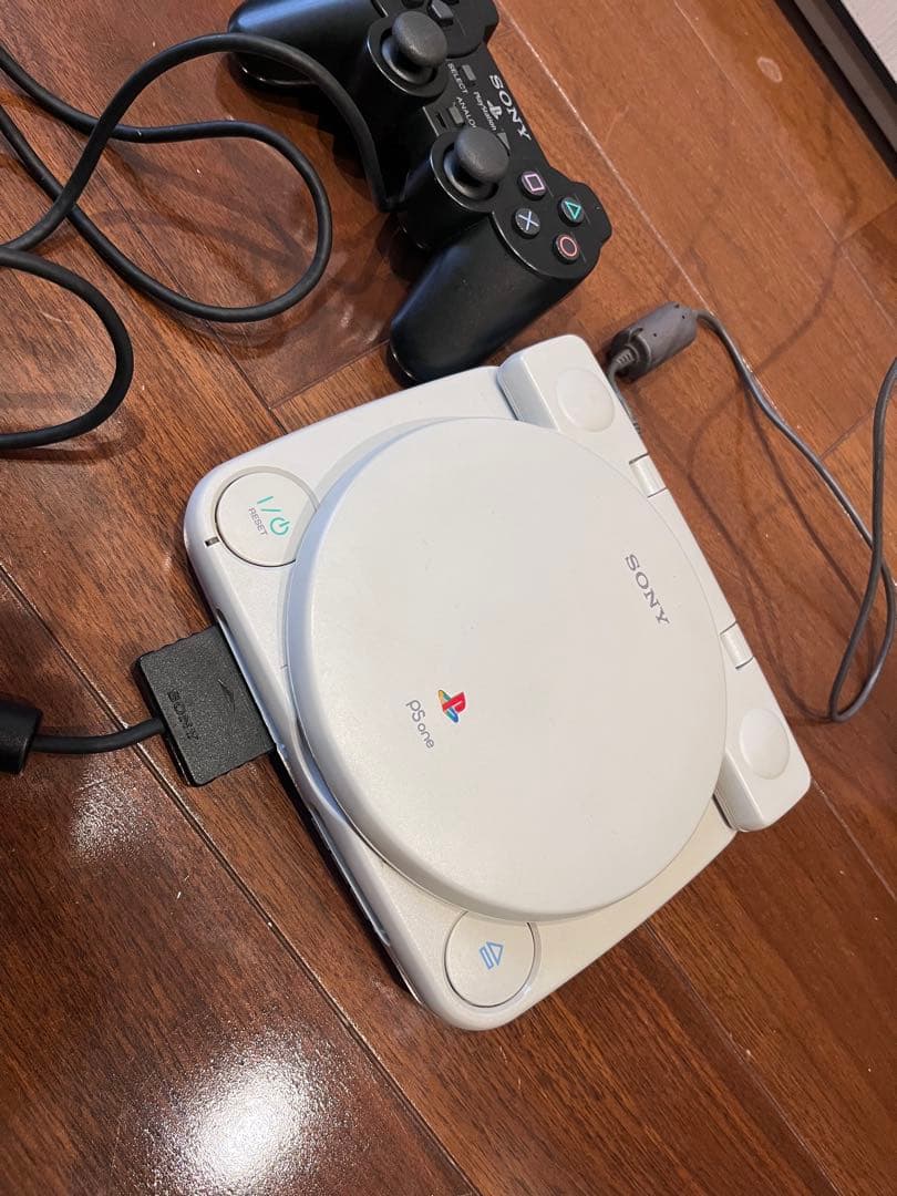 希少　PSone (PSワン)ディスプレー付き