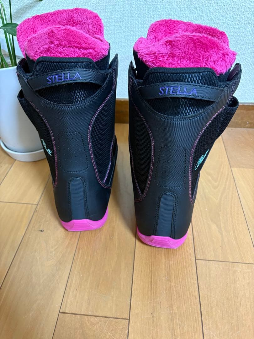 【新品】 レディース 24cm STELLA FEATHER スノーボードブーツ